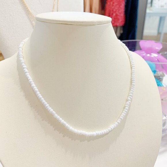 The Wild Clover Jewelry - ❌SOLD OUT❌ RIVERA WHITE BEADED NECKLACE